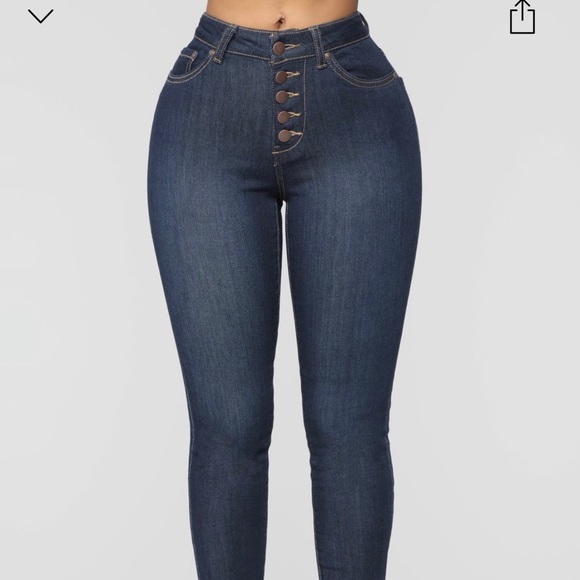 Fashion nova - Picture 3 of 3